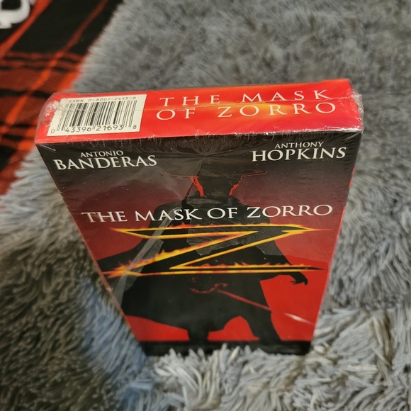The Mask Of Zorro VHS (1998) - Picture 5 of 8
